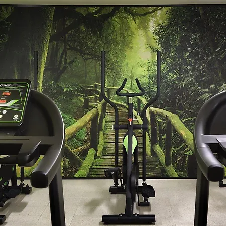 호텔 리젠시 컨트리 클럽, 아파트먼트 스위트 3*