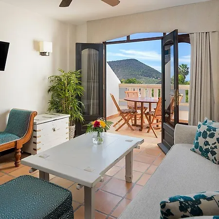 리젠시 컨트리 클럽, 아파트먼트 스위트 호텔 3*