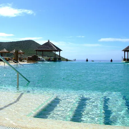 호텔 리젠시 컨트리 클럽, 아파트먼트 스위트 3*