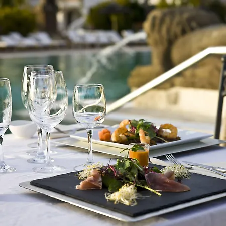 호텔 리젠시 컨트리 클럽, 아파트먼트 스위트 플라야데라스아메리카스