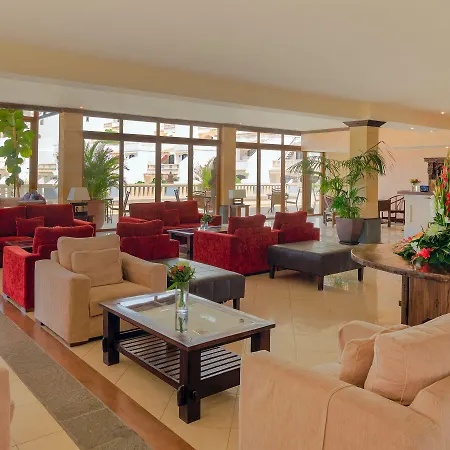 리젠시 컨트리 클럽, 아파트먼트 스위트 호텔 3*