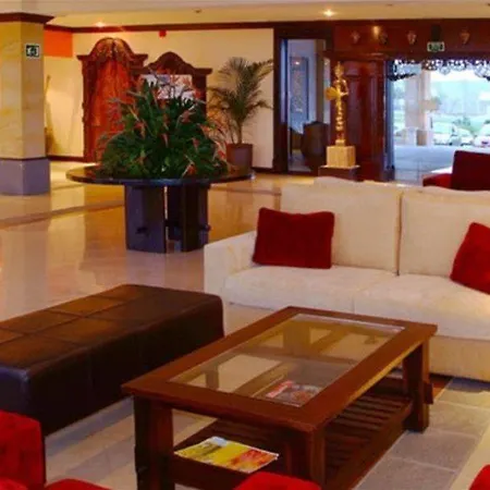 Regency Country Club, פלאייה דה לאס אמריקס