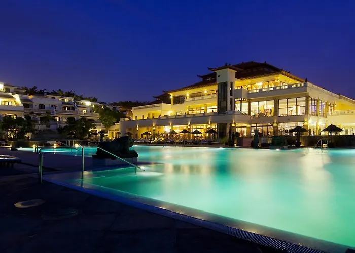 Regency Country Club,