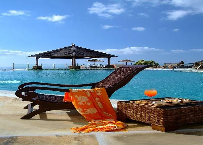 Regency Country Club, 3*