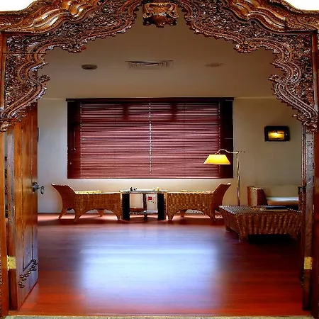 Hotel Regency Country Club, 3*