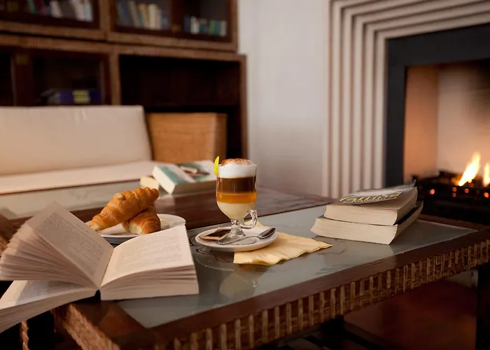 Regency Country Club, 3*